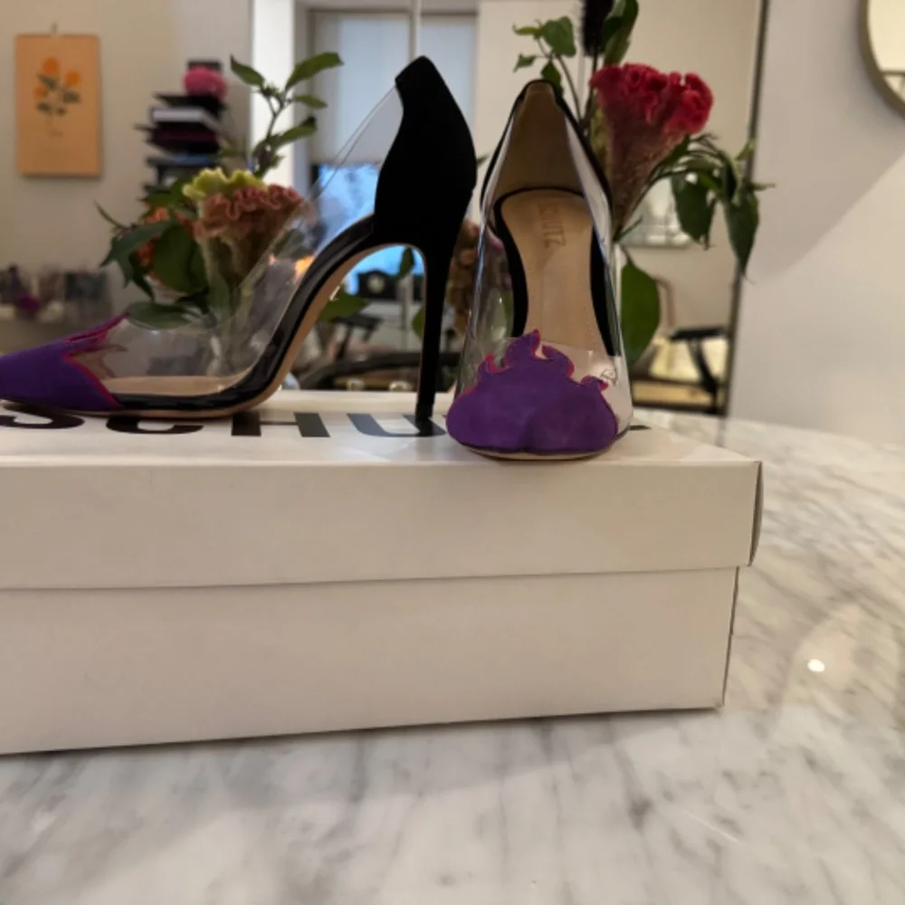 Schultz Pumps Like New Size 6 - Picture 3 of 4
